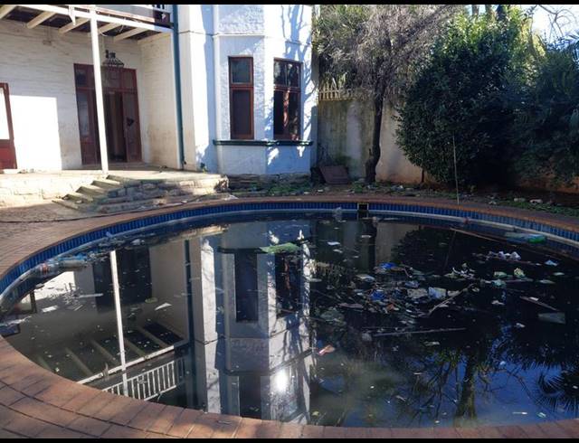 6 BEDROOM HOUSE FOR SALE IN KENSINGTON